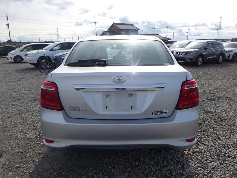 Toyota Corolla Axio Ex-Pkg / Silver / 2020