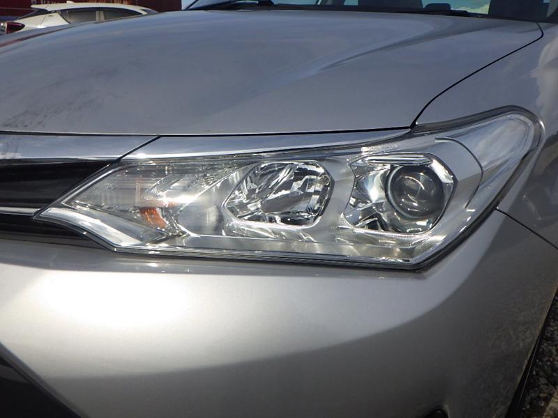 Toyota Corolla Axio Ex-Pkg / Silver / 2020