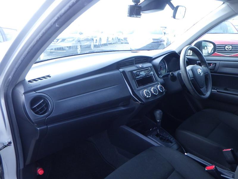 Toyota Corolla Axio Ex-Pkg / Silver / 2020