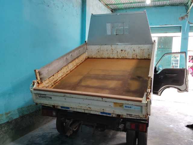 Nissan Vanette Dump Truck 2013 (1 Ton)