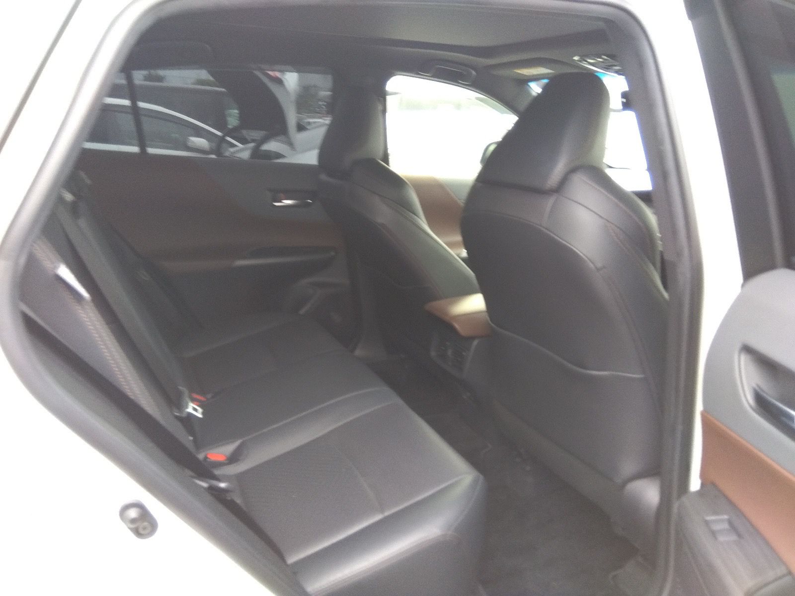 TOYOTA HARRIER Z LEATHER PACKAGE