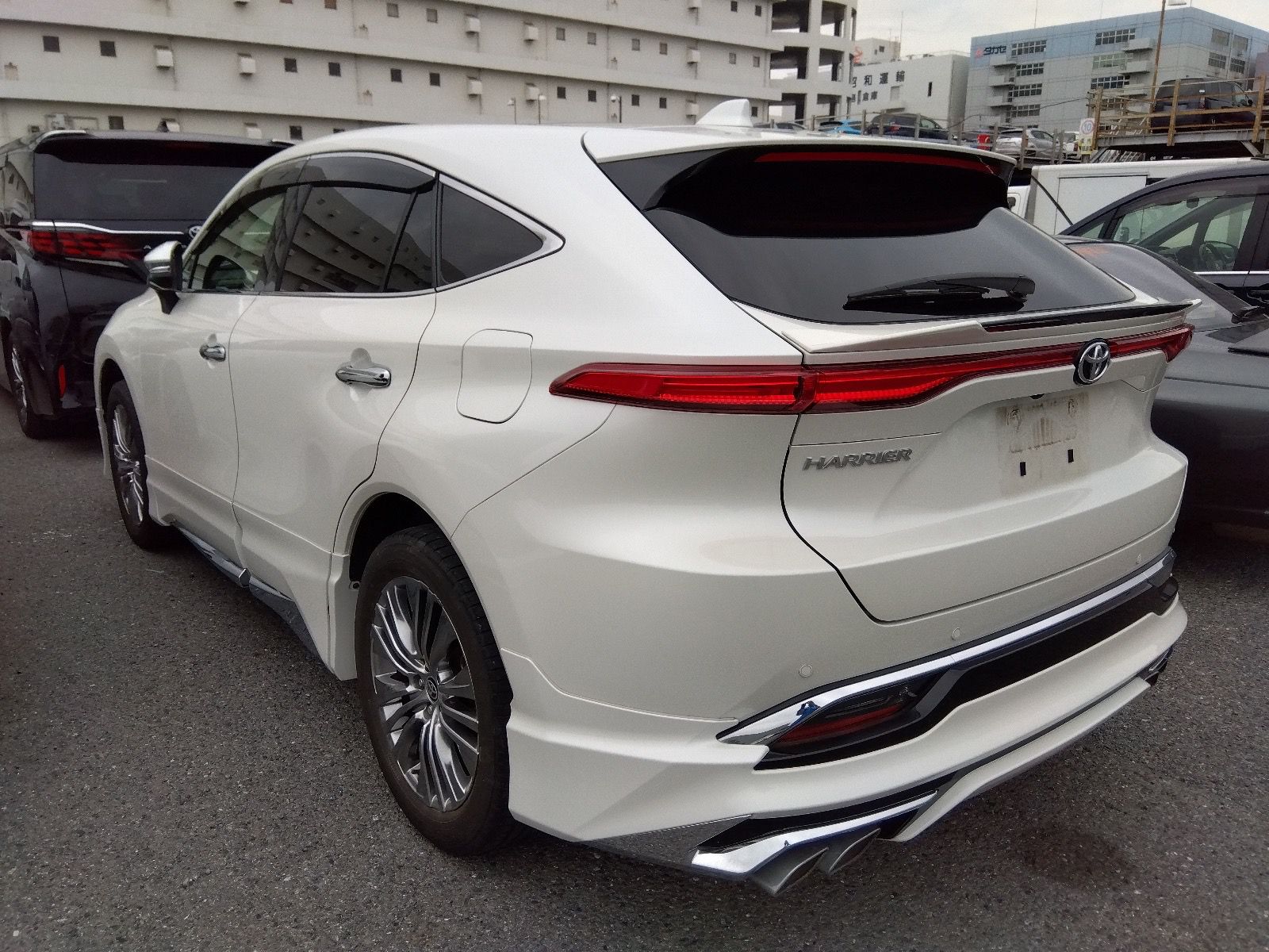 TOYOTA HARRIER Z LEATHER PACKAGE