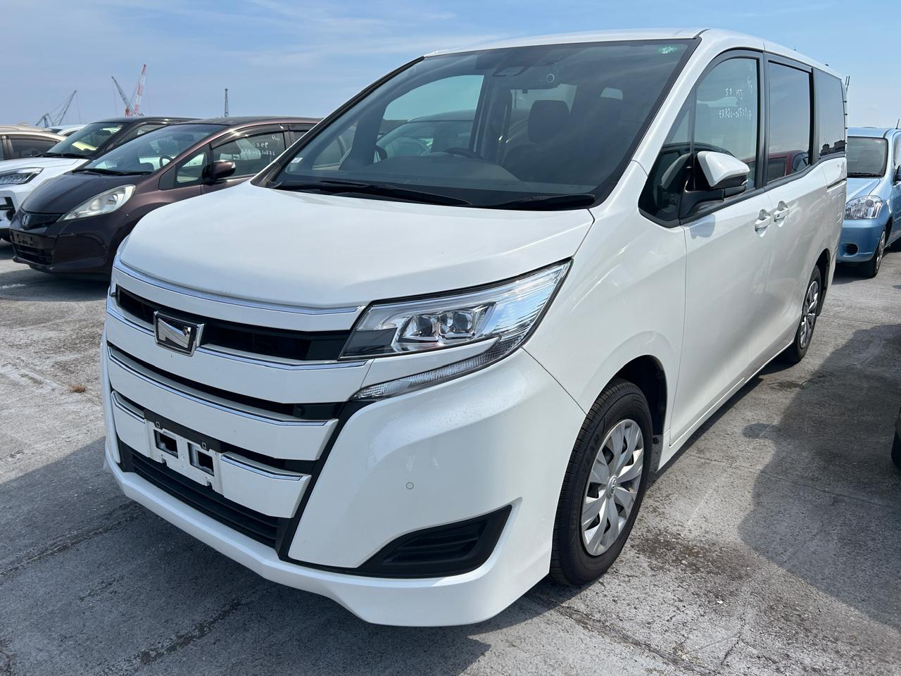 TOYOTA NOAH G LED PACKAGE