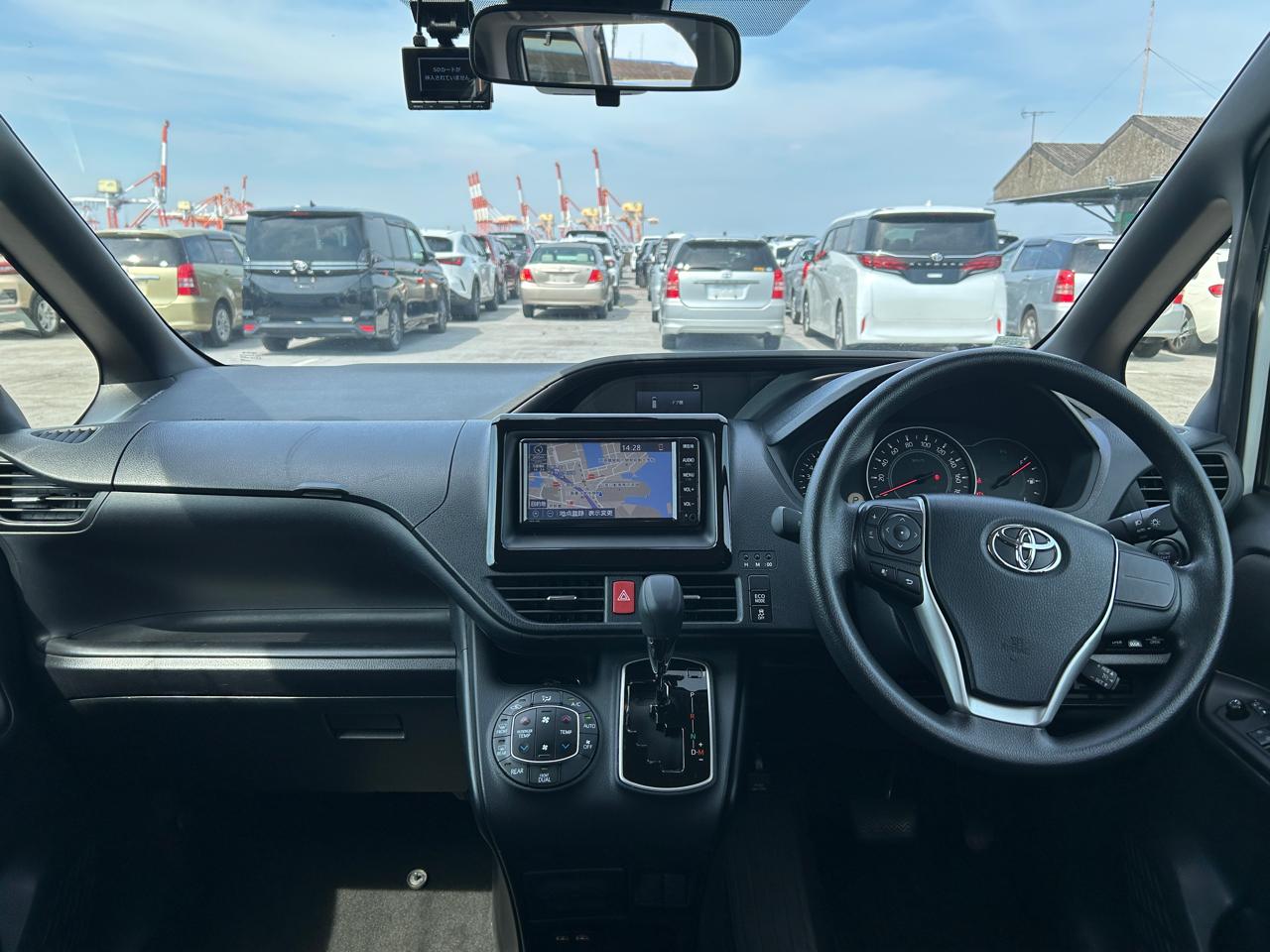 TOYOTA NOAH G LED PACKAGE