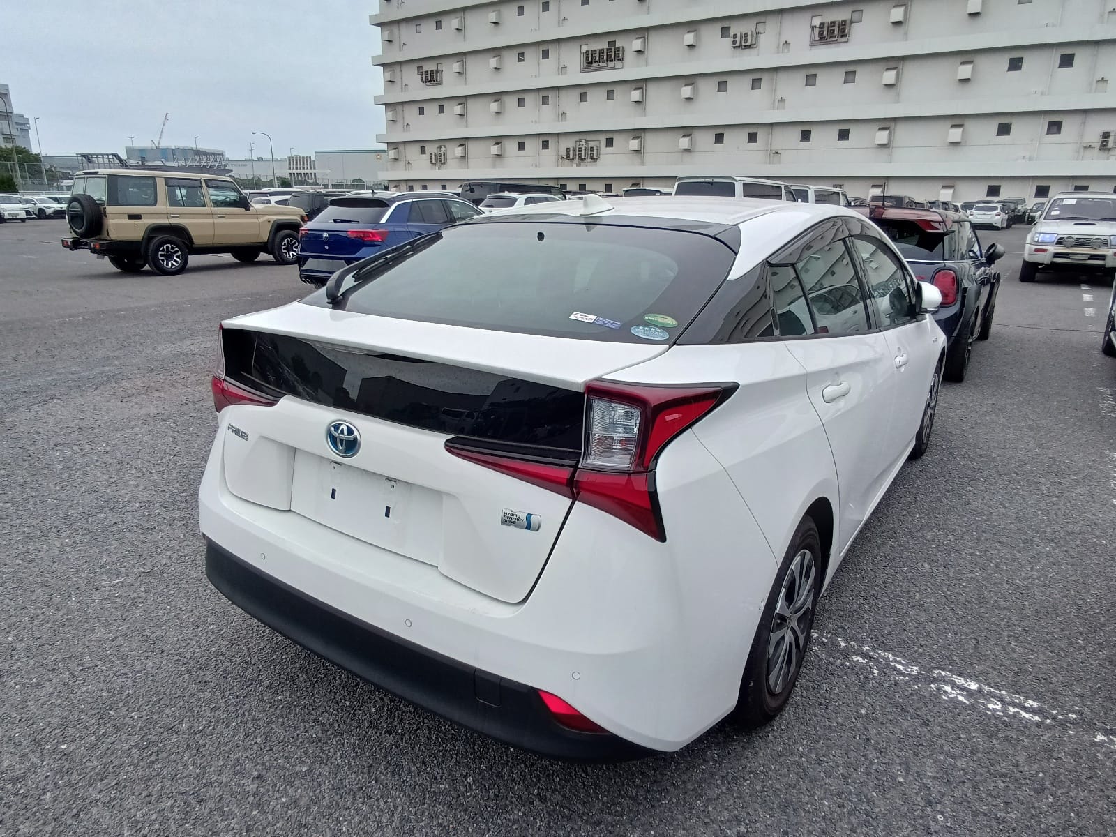 TOYOTA PRIUS HYBRID  A PREMIUM