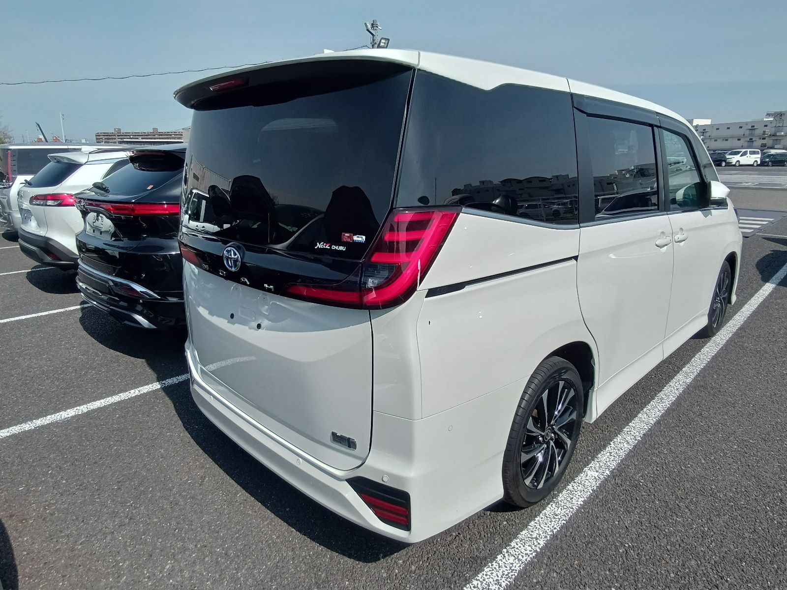 Toyota Noah Hybrid S-Z Package
