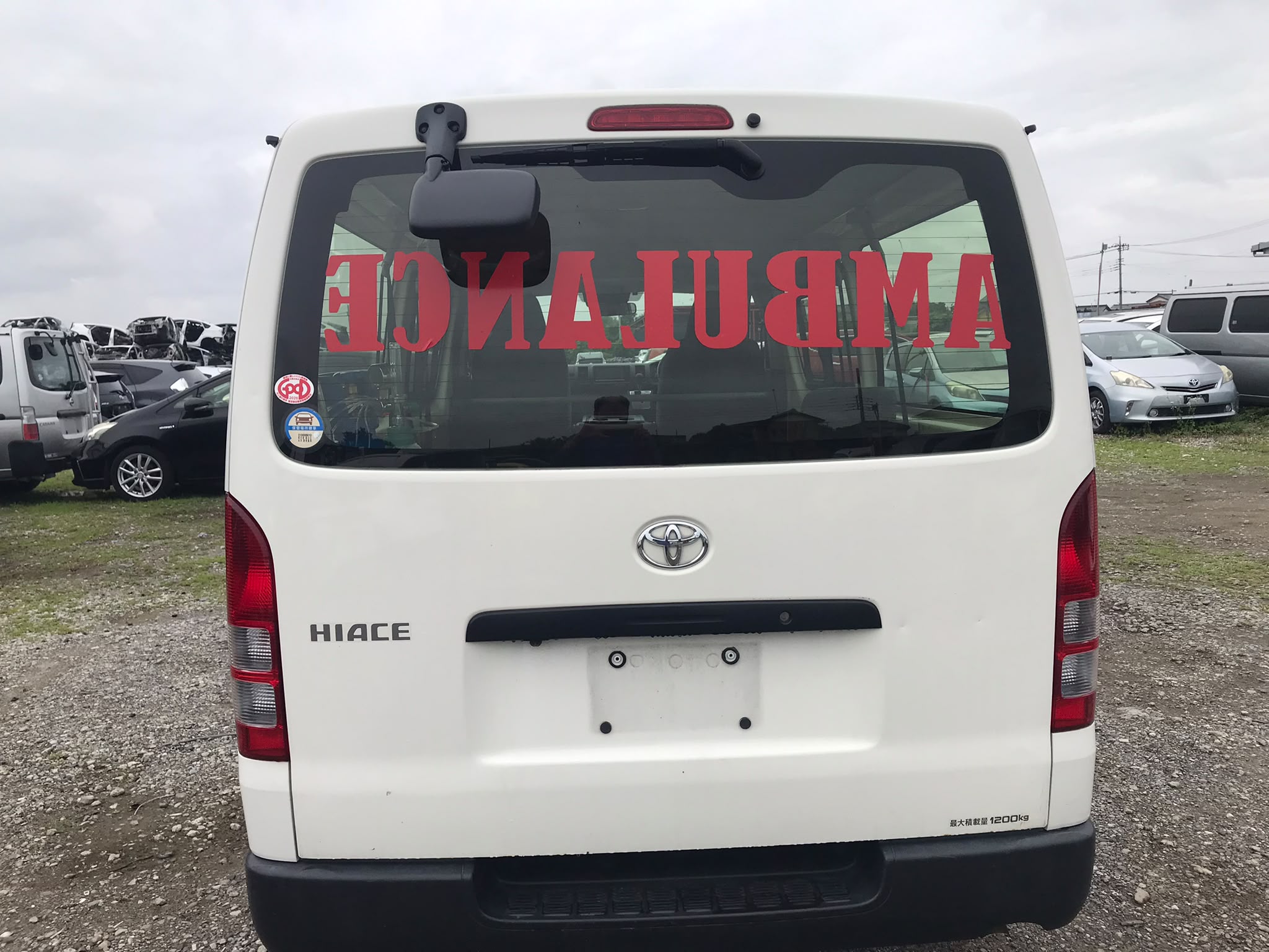 TOYOTA HIACE AMBULANCE GL PACKAGE