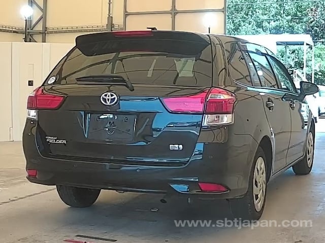 Toyota Corolla Fielder Hybrid Ex Package